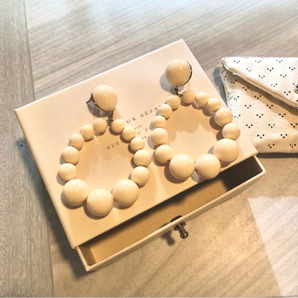 Sézane Charlie earrings in ecru - Picture 3 of 7